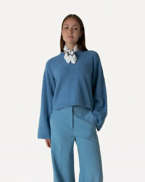 Amaya_knit_pull_l_s_2