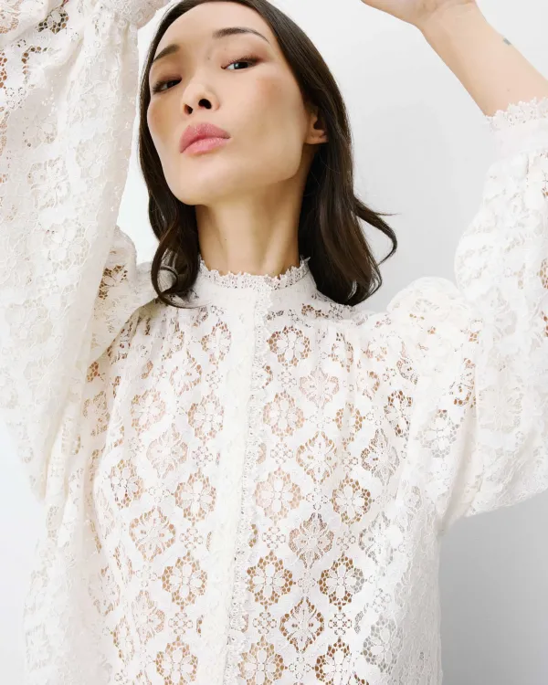 Anita_Blouse