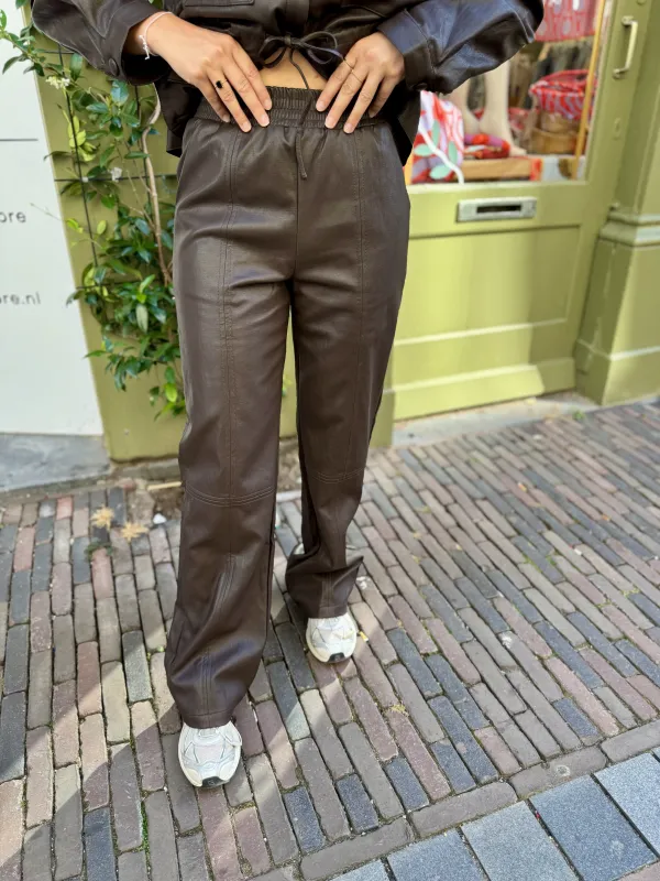 Bandung_Tappered_Pants_1