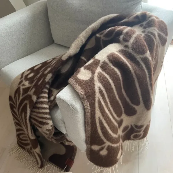 Blomranka_brown_beige