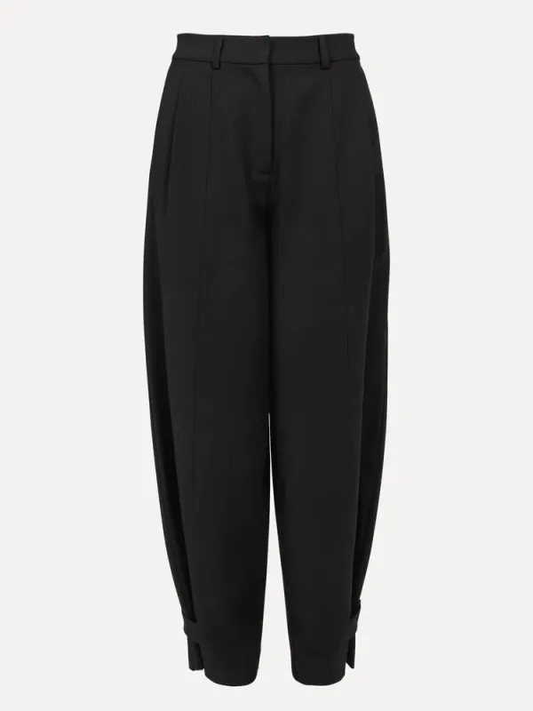 Broek_Amanda