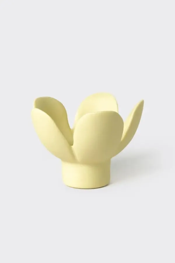Candle_Holder_Flower_Yellow_1