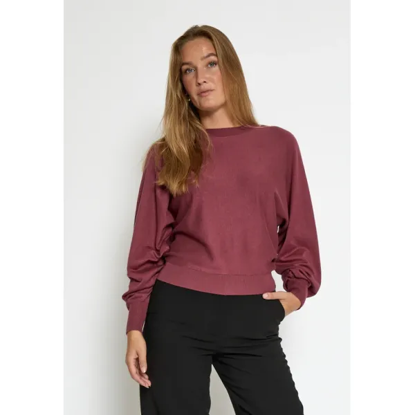Dana_Bat_Sleeve_32