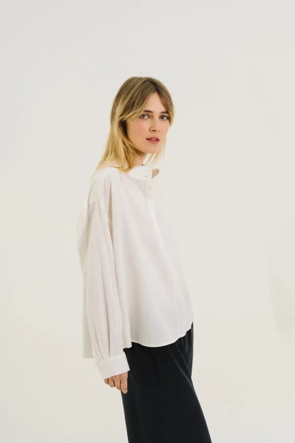 Emma_Shirt_Light_3