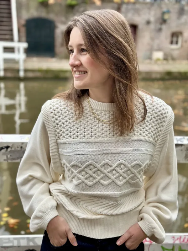 Gabrielle_Longsleeve_9_8