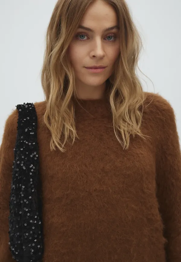 Gillis_M_Knit