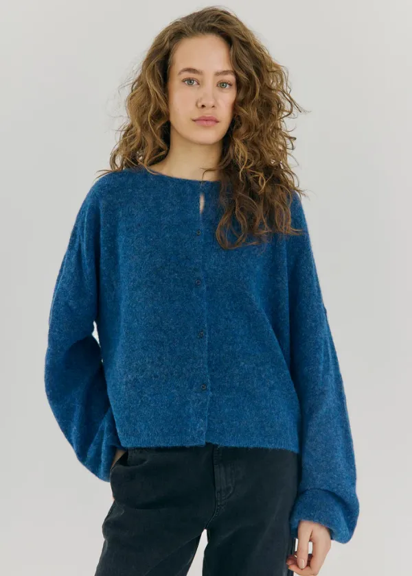 Halli_Button_Cardigan_9