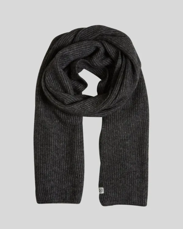 Hope_Icon_Scarf_27