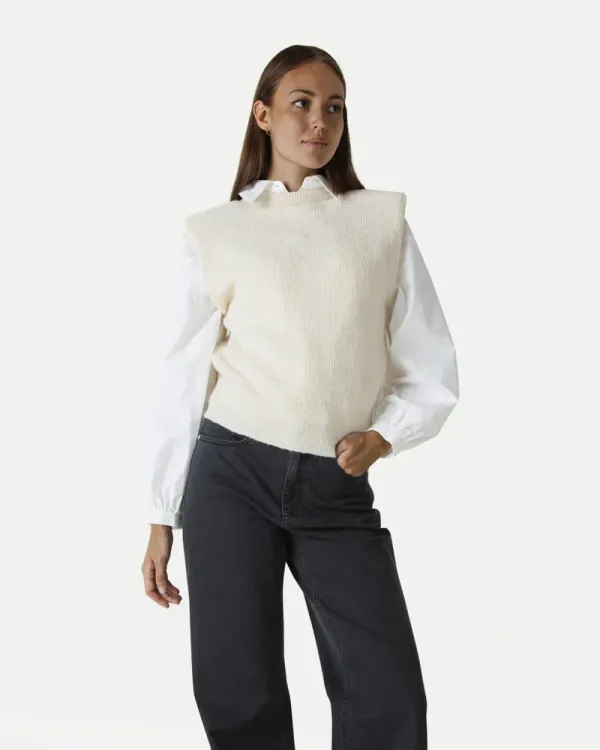 Indra_knit_pull_l_s_3