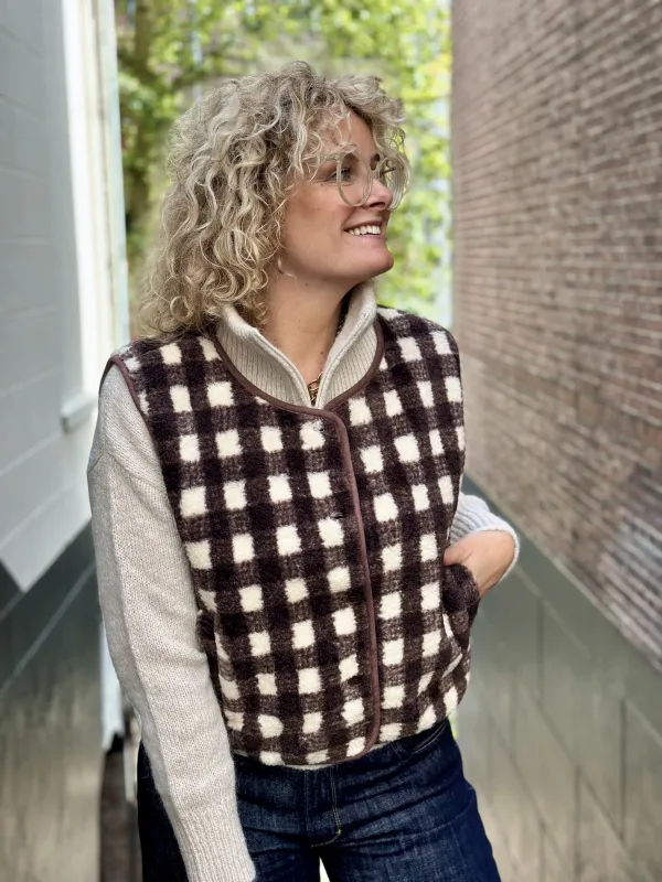 Iserie_Veste