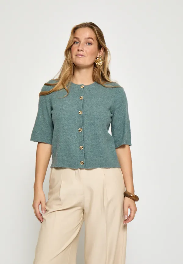 Janna_Knit_4