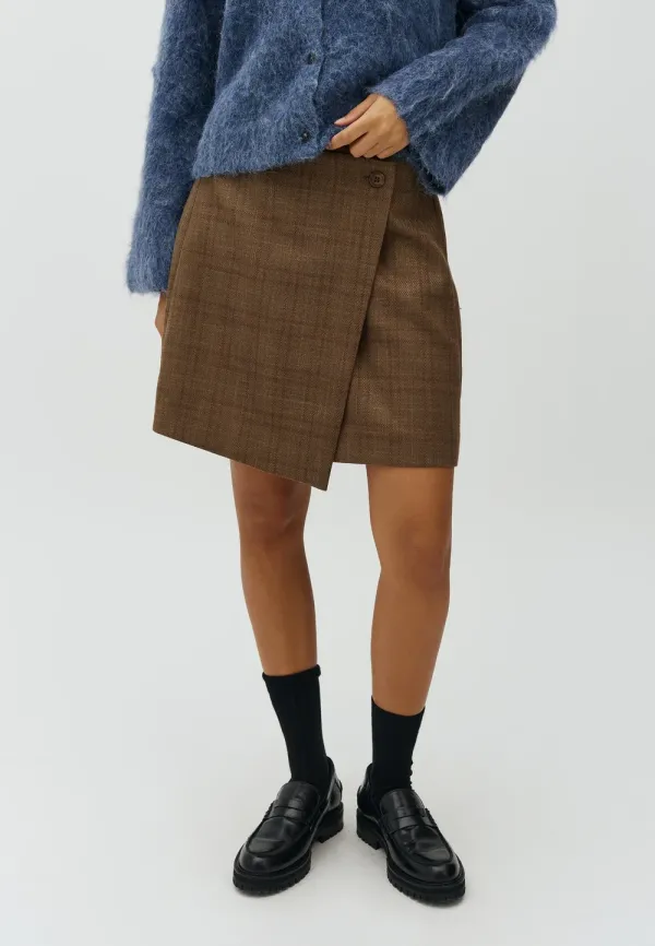 Kanille_M_Skirt_2