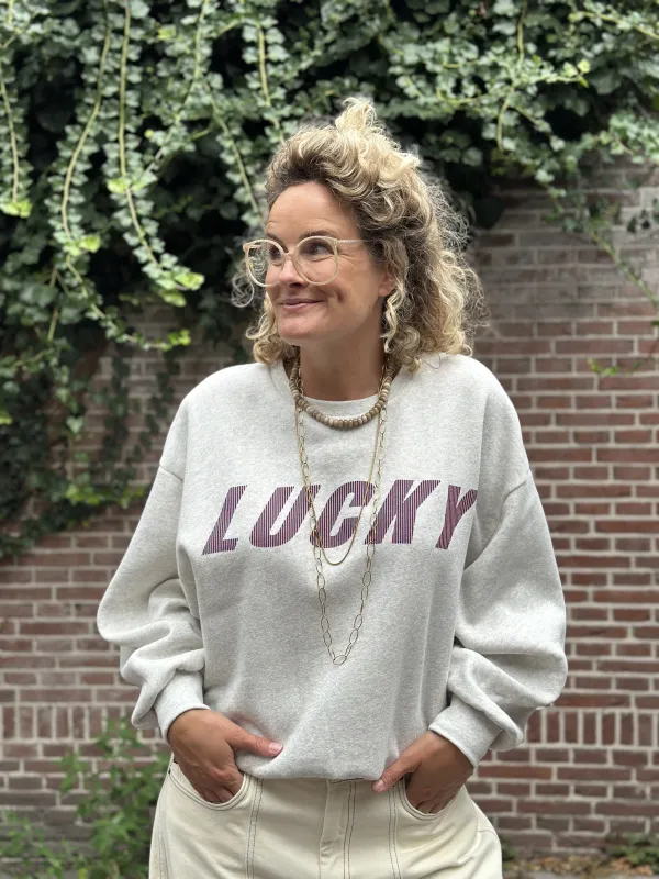 Lili_Speed_Sweater