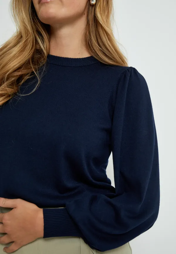 Liva_Long_Sleeve_3