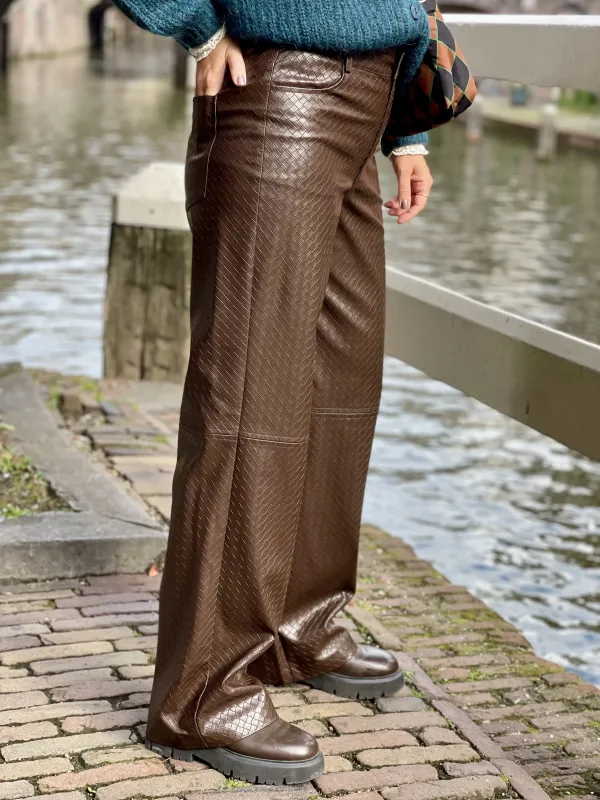 Meria_M_Broek_1