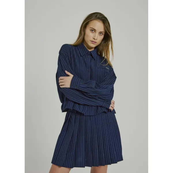 Neo_Pinstripe_Short_Shirt