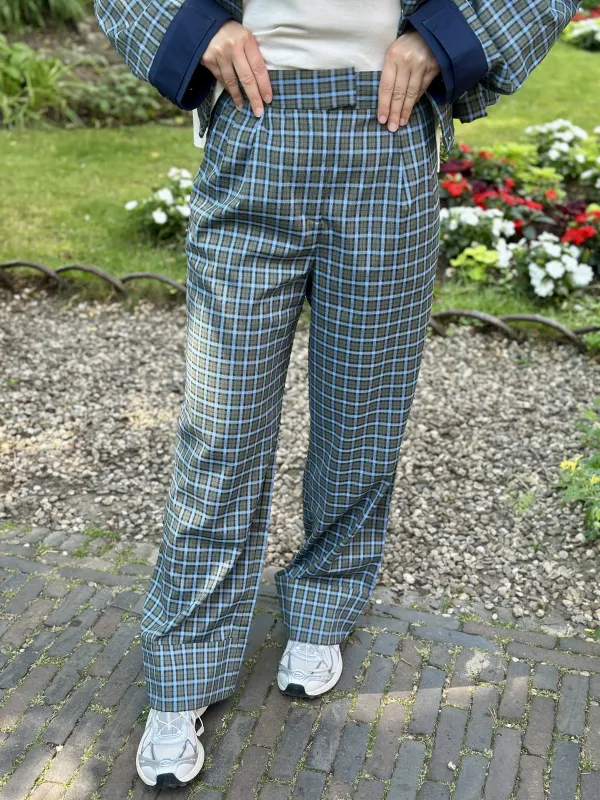 Pierce_Pantalon_5
