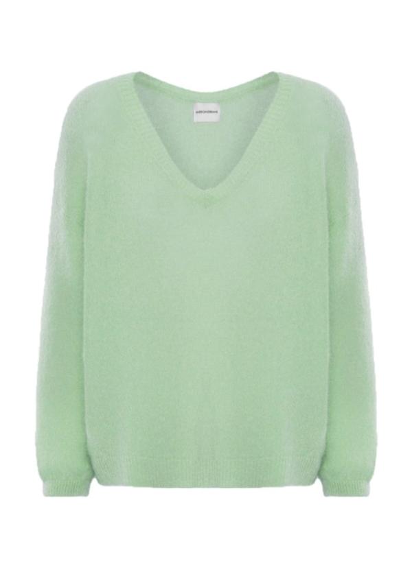 Silja_V_Neck_Knit_8