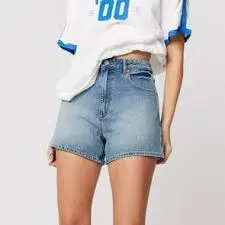 Venice_Short_Selena_1