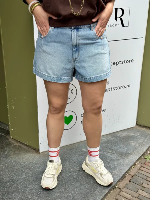 Venice_Short_Stevie