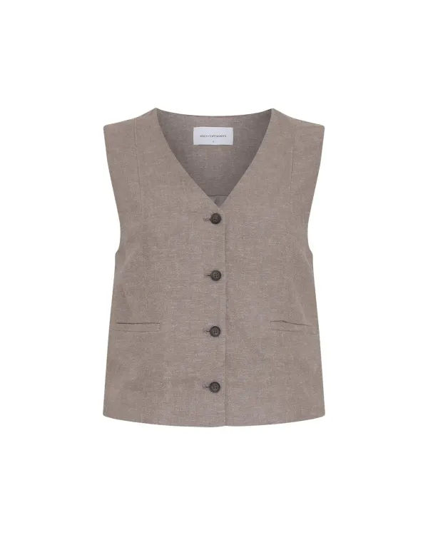 Viana_Ginia_V_Waistcoat