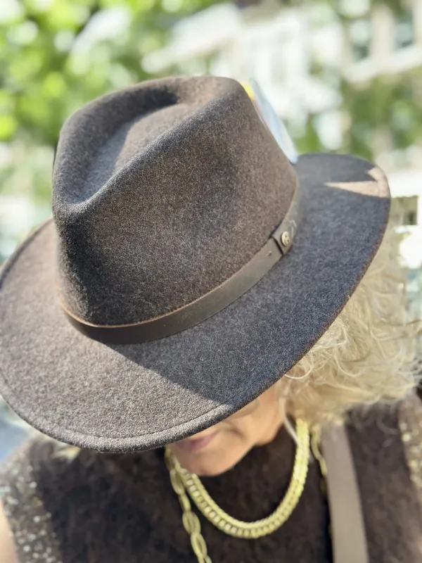 Wide_Fedora