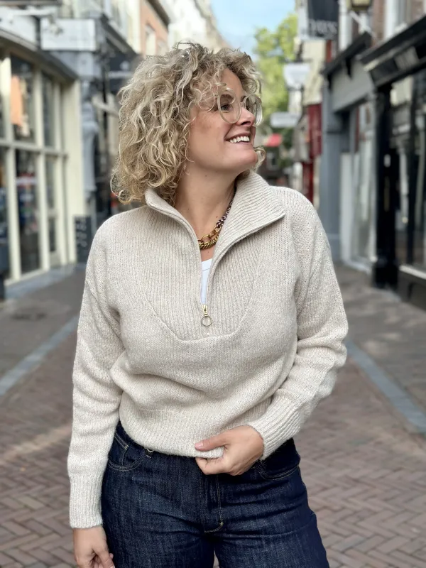 boxy_beau_pullover_10