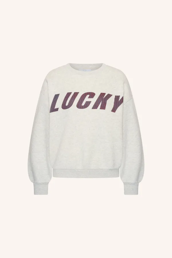 lili_speed_sweater