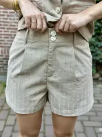 1070_Shorts
