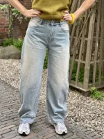 95_Mid_Barrel_Alexis_1