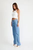 95_Mid_Straight_Debbie_3
