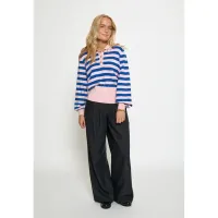 Aliana_Knit_Pull_15