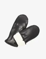 Alley_Mitten_1
