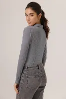 Angelique_T_shirt_2