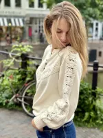 Annie_Longsleeve_2