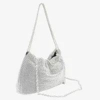 Arcainnia_Rhinestone_3
