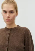 Averie_M_Knit_2