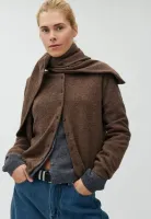 Averie_M_Knit_4