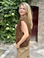 Billie_Knitted_Gilet_2