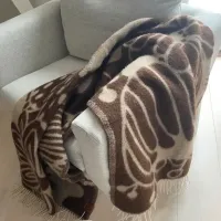 Blomranka_brown_beige