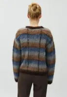 Chaina_M_Knit_2