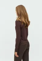 Christina_M_T_shirt_4