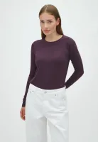 Christina_M_T_shirt_8
