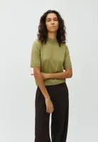 Clara_Crew_M_Knit_2