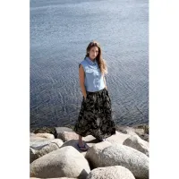 Emilia_Vest_1