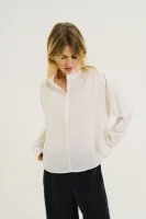 Emma_Shirt_Light_1