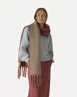 Ina_scarf_1