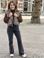 Kenzie_Bootcut_Jeans_5