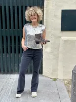 Kenzie_Bootcut_Jeans_7