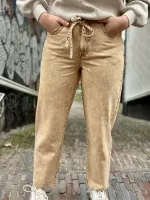 Kerry_Mid_Waist_Jeans_4